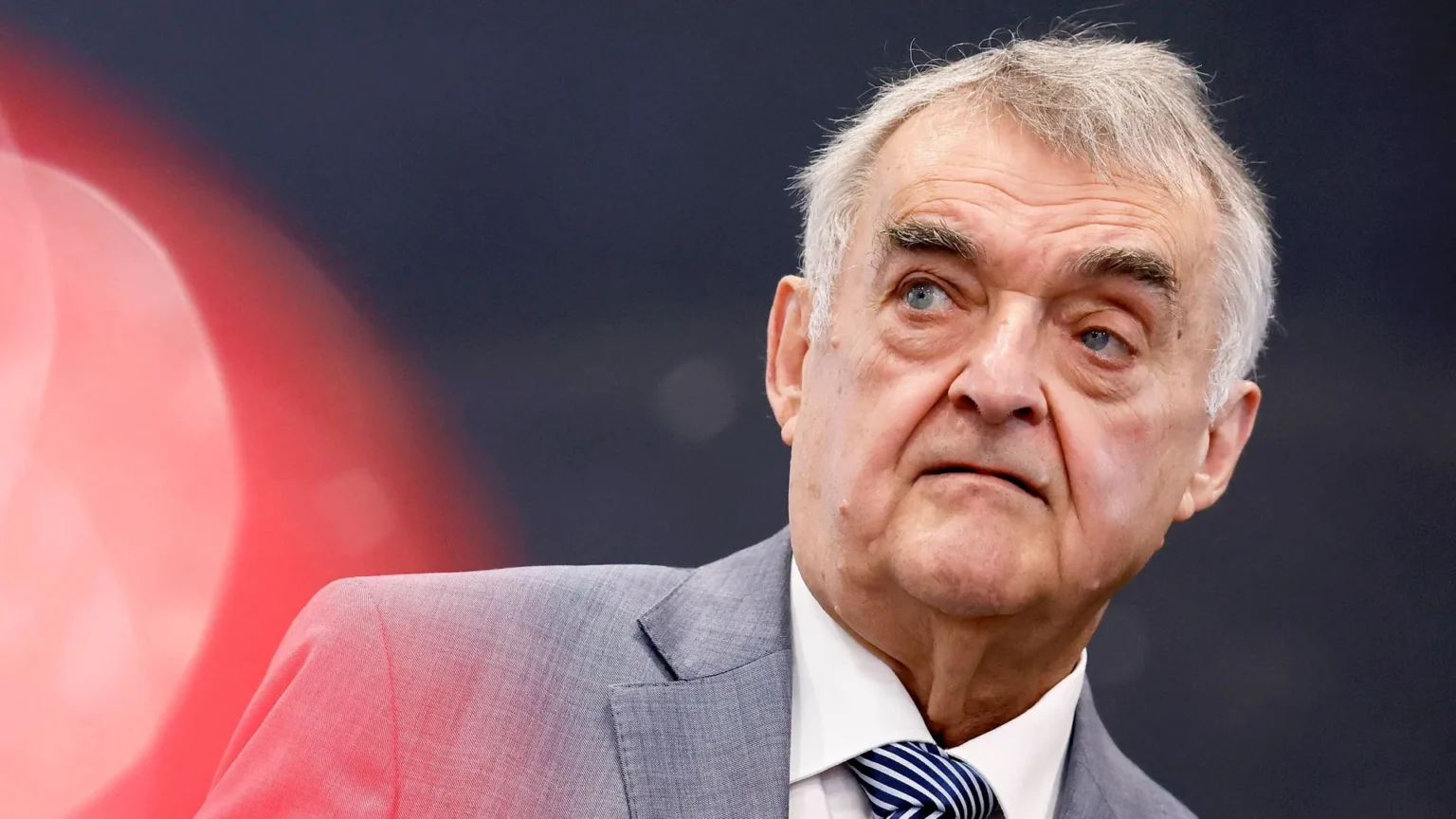 Was hat Herbert Reul am linken Auge? Ursachen, Fakten und Hintergründe was hat herbert reul am linken auge