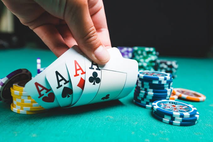Von Poker bis Bingo: Welche Spiele Promis privat am liebsten spielen Von Poker bis Bingo