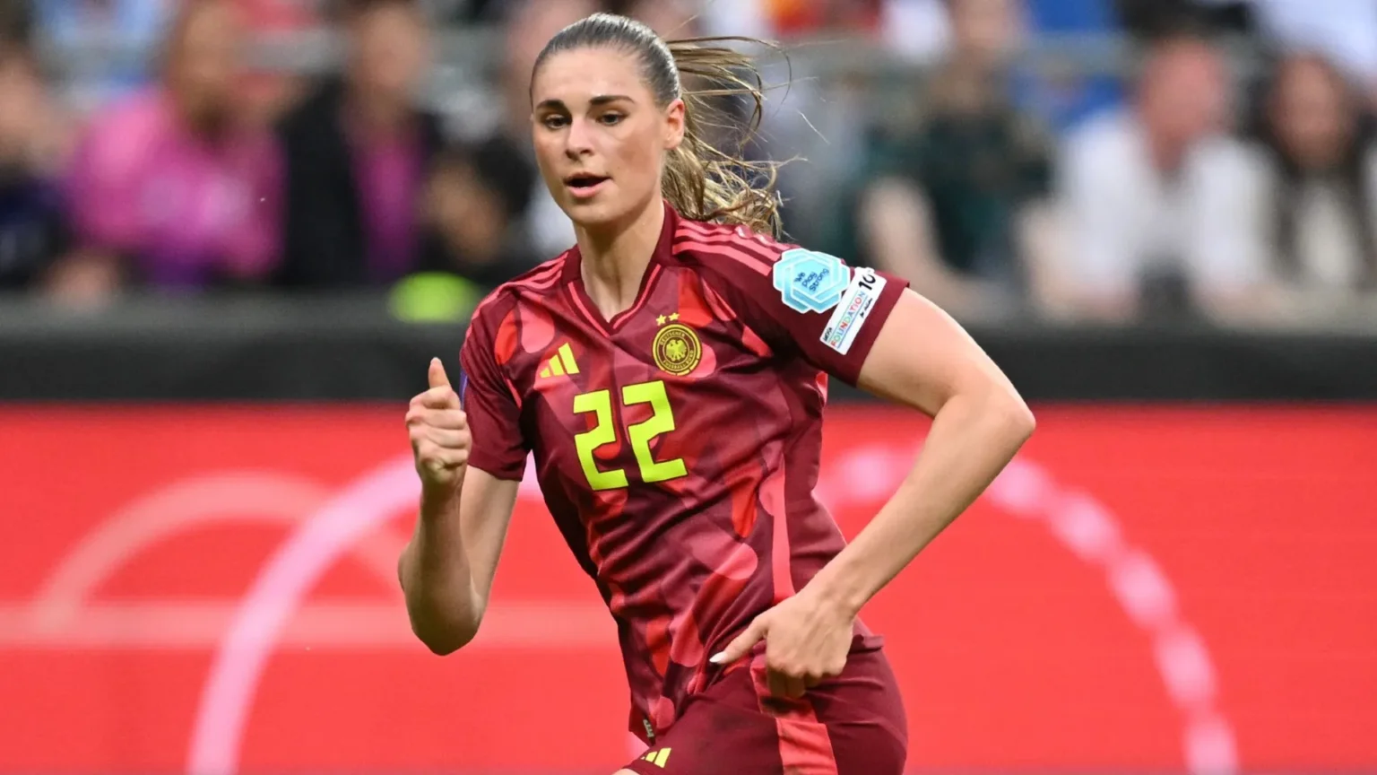 Jule Brand Freund: Hat die Fußballerin einen Partner oder ist sie Single? jule brand freund