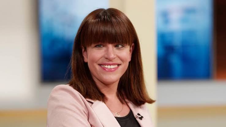 Julia Reuschenbach Augen Was ist über ihre Augen und mögliche Erkrankungen bekannt julia reuschenbach augen