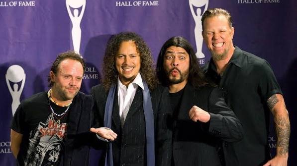 Mitglieder von Metallica Wer sind die aktuellen und ehemaligen Bandmitglieder mitglieder von metallica